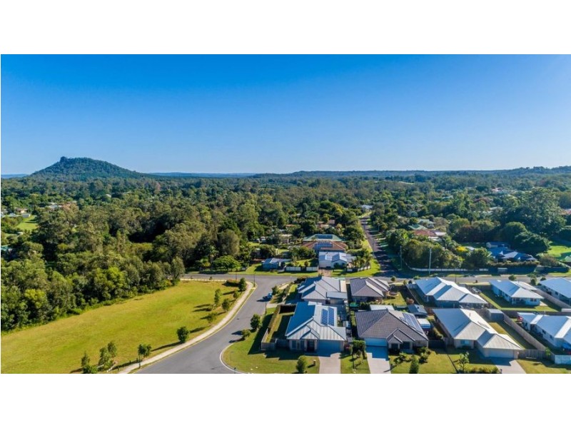 62 Clark Avenue, Glass House Mountains QLD 4518
