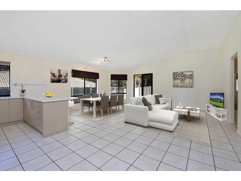 12 Greensboro Place, Little Mountain QLD 4551