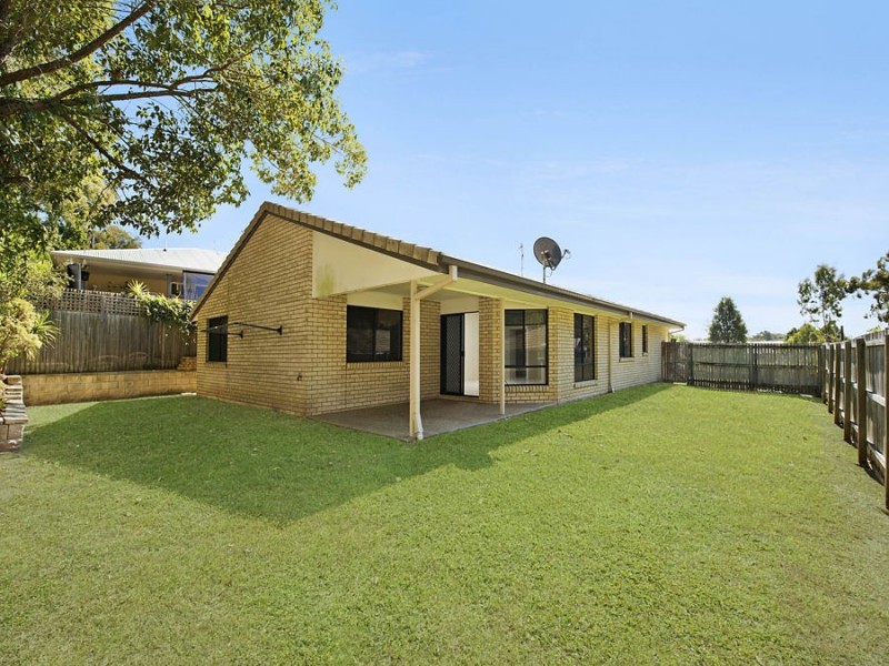 12 Greensboro Place, Little Mountain QLD 4551