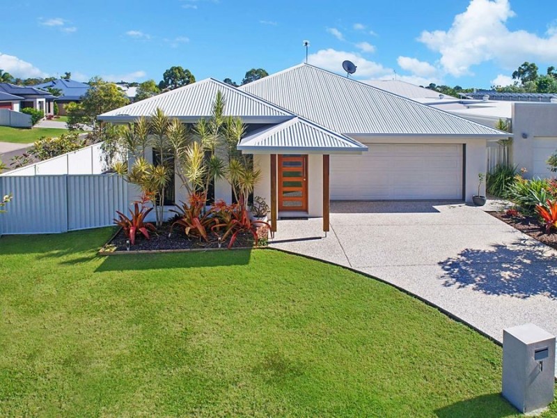 1 Bells Esplanade, Pelican Waters QLD 4551