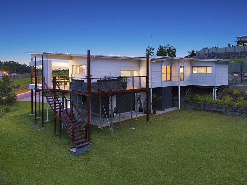 9 Glasswing Avenue, Palmview QLD 4553