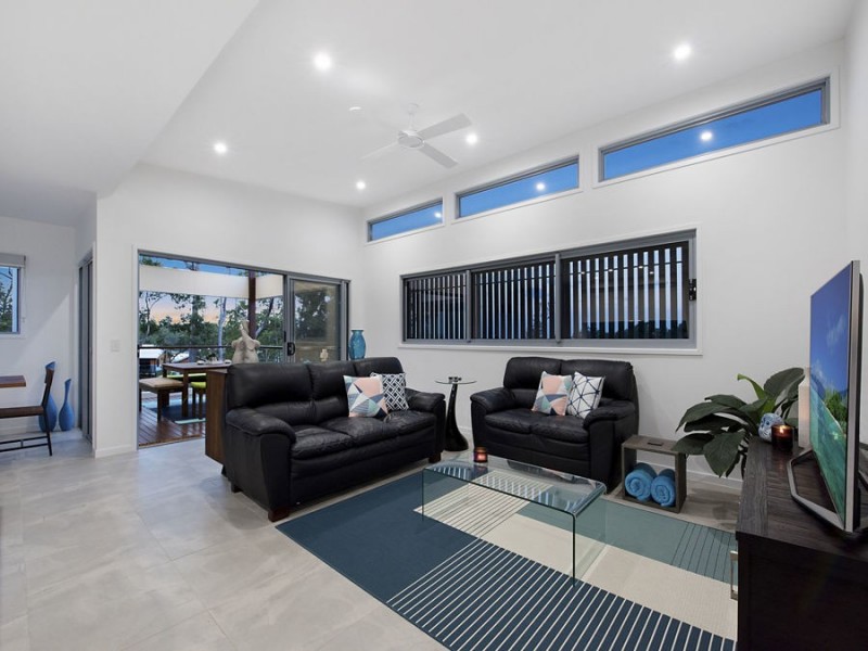 9 Glasswing Avenue, Palmview QLD 4553