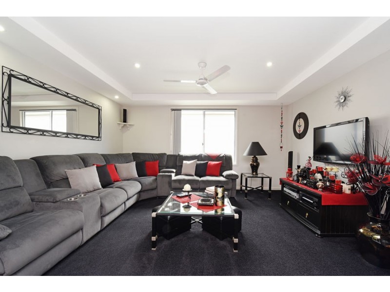 37 Gippsland Place, Caloundra West QLD 4551