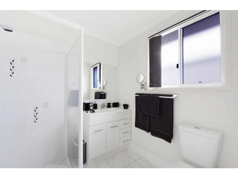 37 Gippsland Place, Caloundra West QLD 4551