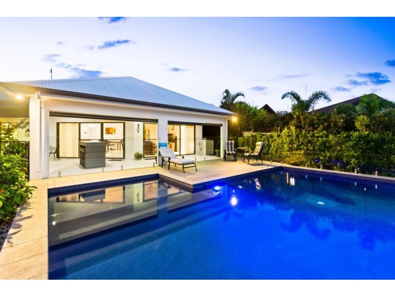 3 Francis Court, Pelican Waters QLD 4551