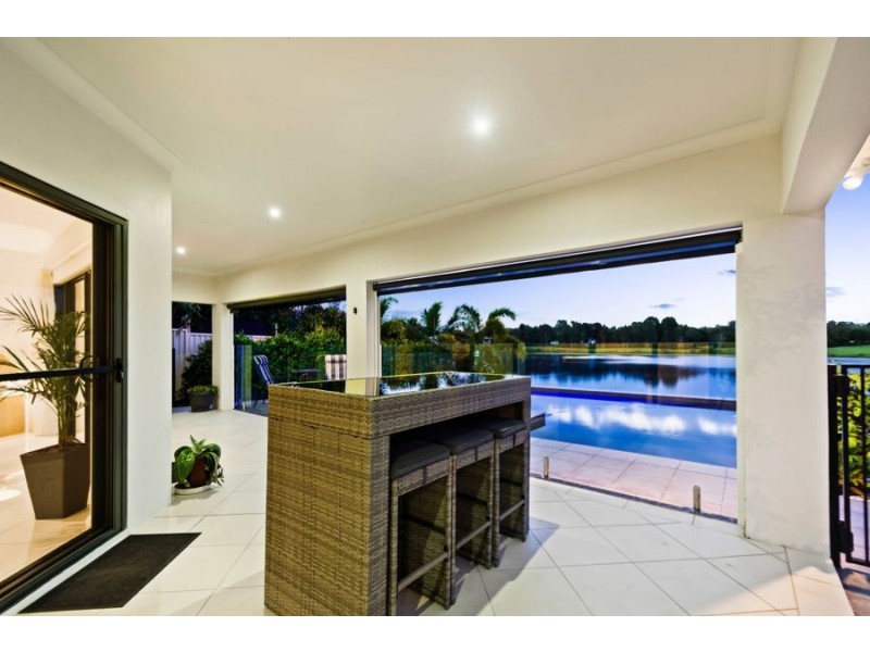 3 Francis Court, Pelican Waters QLD 4551