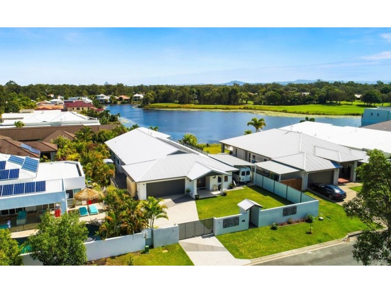 3 Francis Court, Pelican Waters QLD 4551