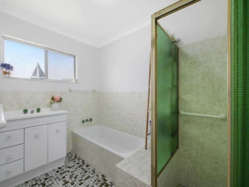 2 Theresa Street, Golden Beach QLD 4551