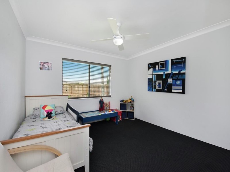 2 Theresa Street, Golden Beach QLD 4551