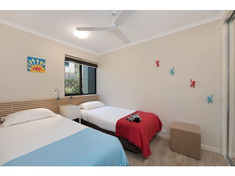 4/15 Esplanade Bulcock Beach, Caloundra QLD 4551