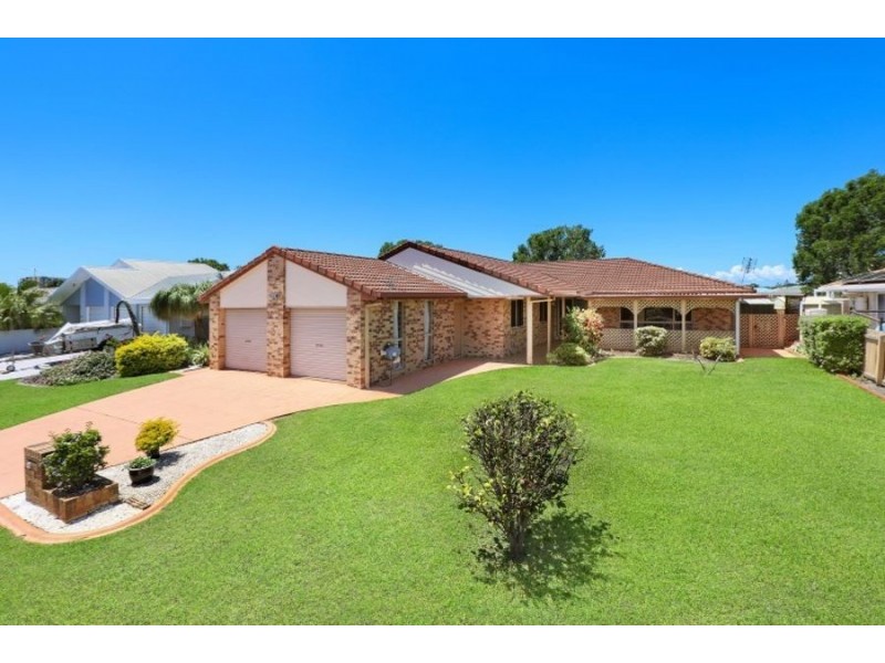 10 Ramsay Cres, Pelican Waters QLD 4551