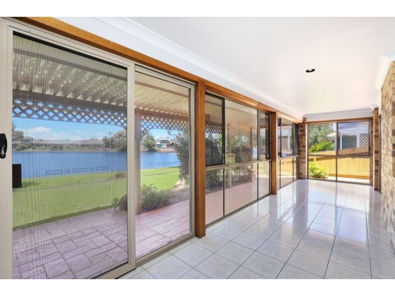 10 Ramsay Cres, Pelican Waters QLD 4551