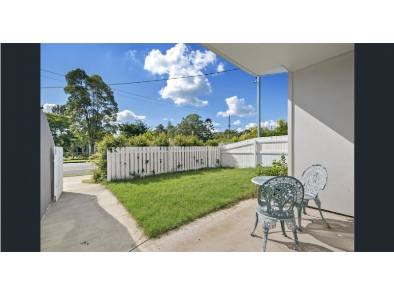 1/6 Gympie Street North, Landsborough QLD 4550