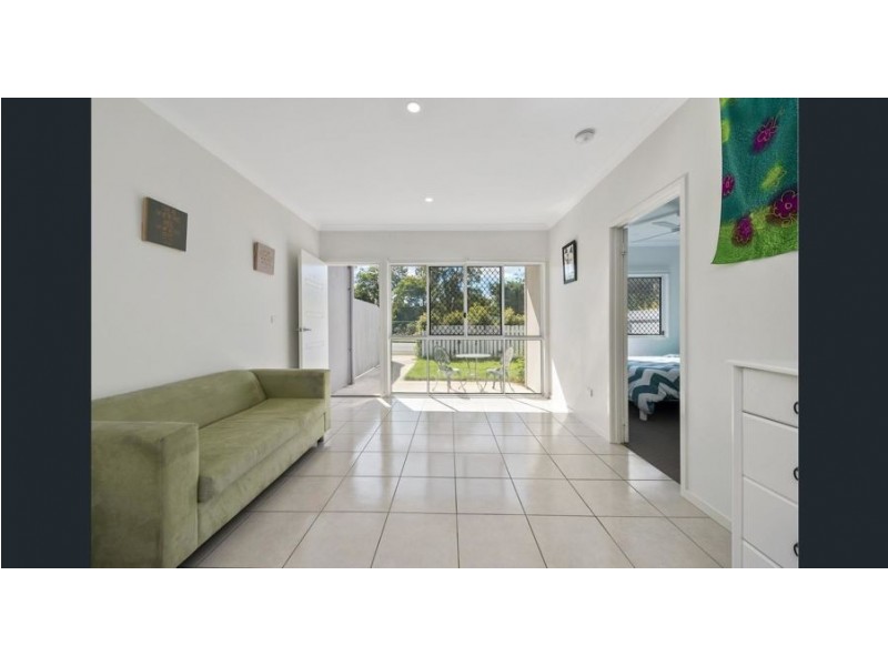1/6 Gympie Street North, Landsborough QLD 4550