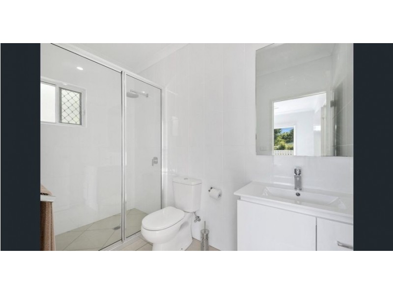 1/6 Gympie Street North, Landsborough QLD 4550