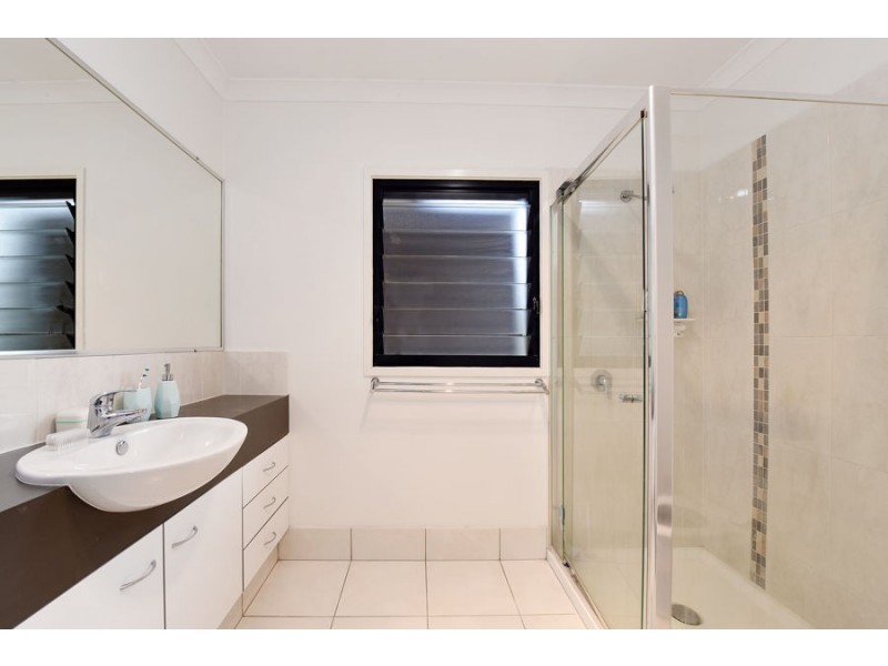 1 & 2/9 Mill Street, Landsborough QLD 4550