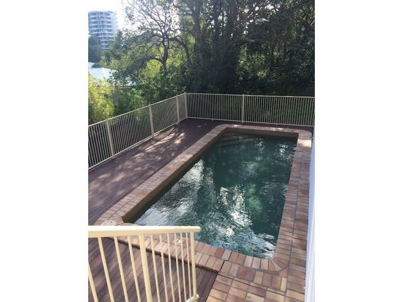 2/18 Queen St, Kings Beach QLD 4551