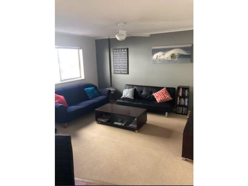 2/18 Queen St, Kings Beach QLD 4551