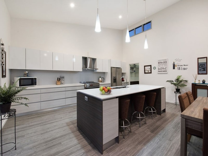 30 Forest View Way, Little Mountain QLD 4551