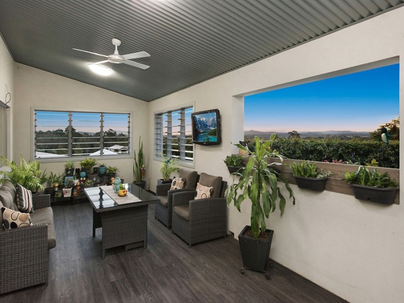 30 Forest View Way, Little Mountain QLD 4551