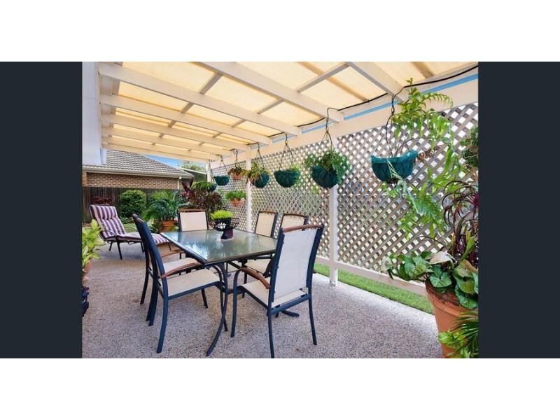 11 Sir Joseph Banks Drive, Pelican Waters QLD 4551