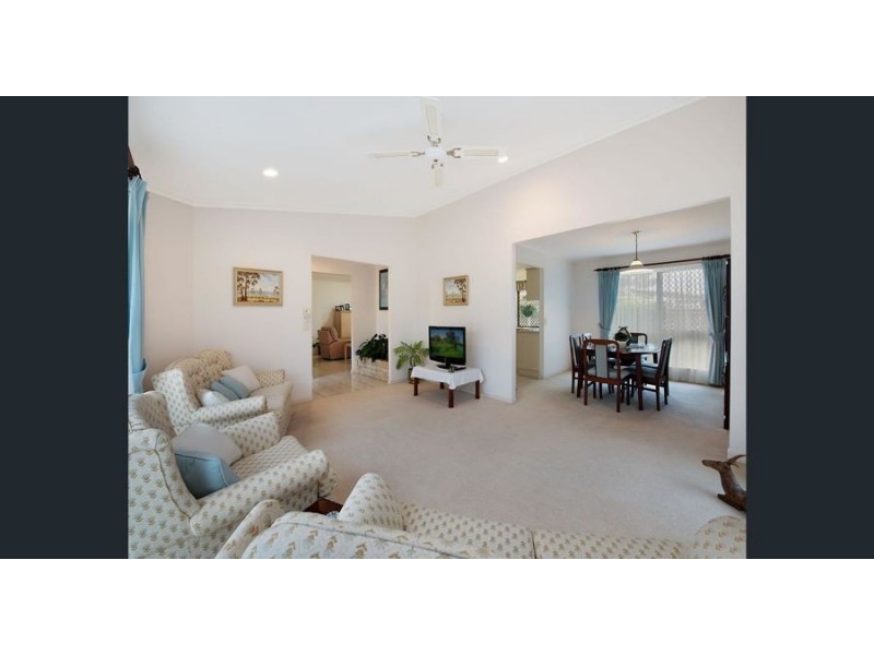 11 Sir Joseph Banks Drive, Pelican Waters QLD 4551