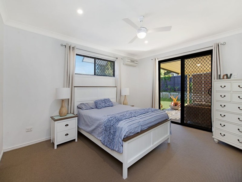 3 Heath Court, Little Mountain QLD 4551