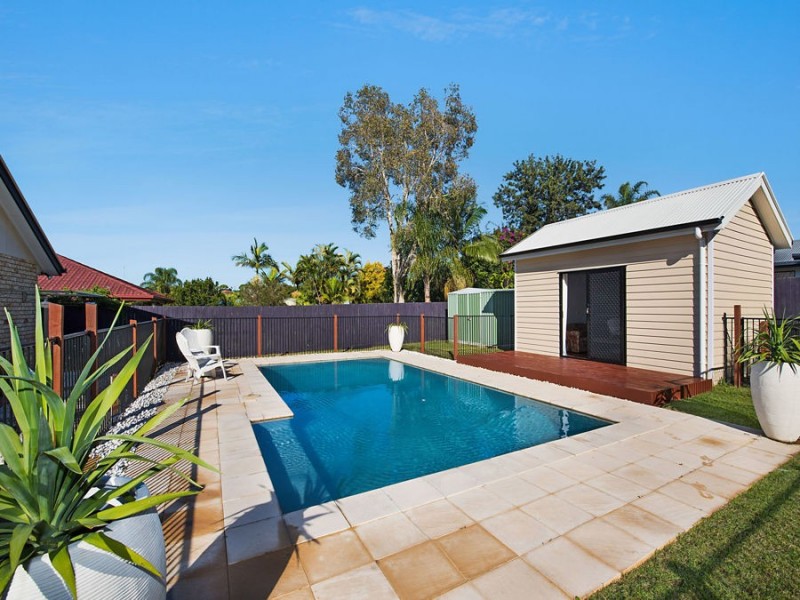 3 Heath Court, Little Mountain QLD 4551