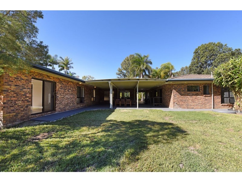 32 Mooloolah Meadows Drive, Mooloolah Valley QLD 4553