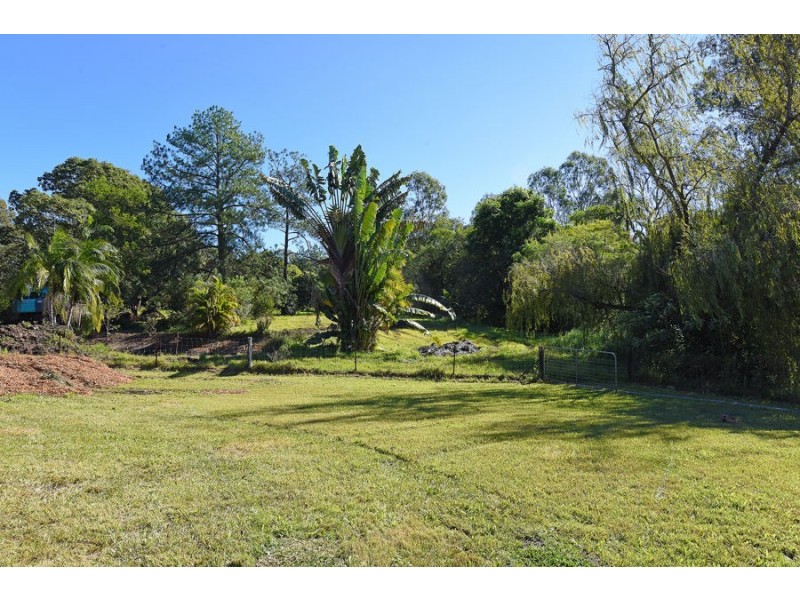 32 Mooloolah Meadows Drive, Mooloolah Valley QLD 4553