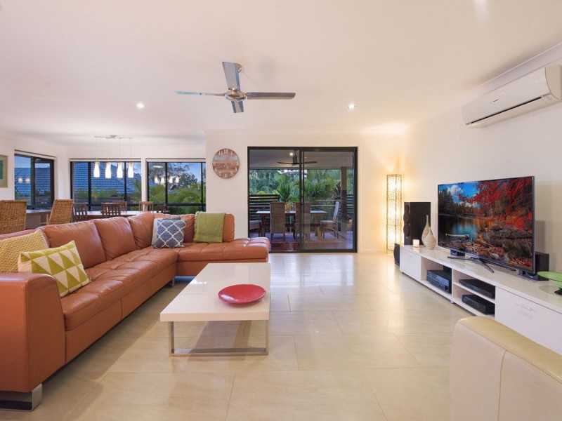 3 Valley View Court, Little Mountain QLD 4551