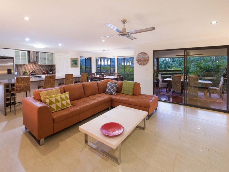 3 Valley View Court, Little Mountain QLD 4551