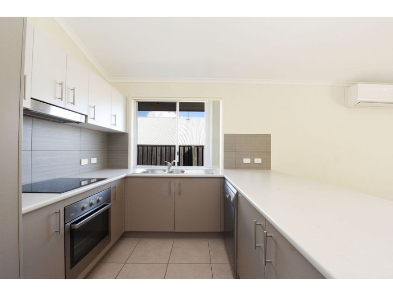 13 Riverstone Cres, Little Mountain QLD 4551