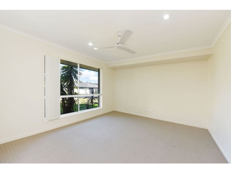 13 Riverstone Cres, Little Mountain QLD 4551