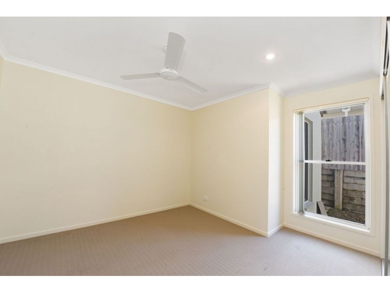 13 Riverstone Cres, Little Mountain QLD 4551