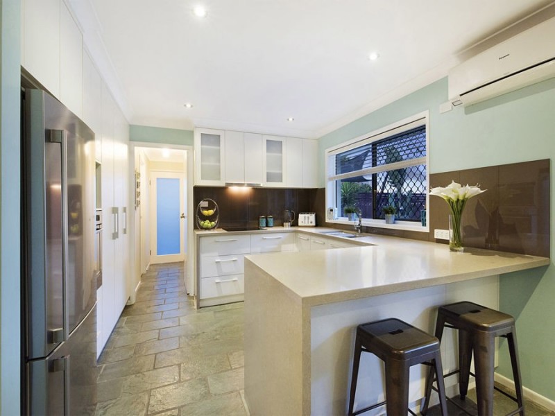 30 Crusader Street, Battery Hill QLD 4551