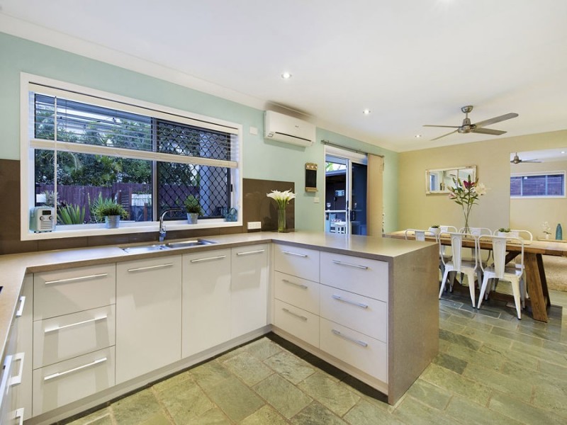 30 Crusader Street, Battery Hill QLD 4551