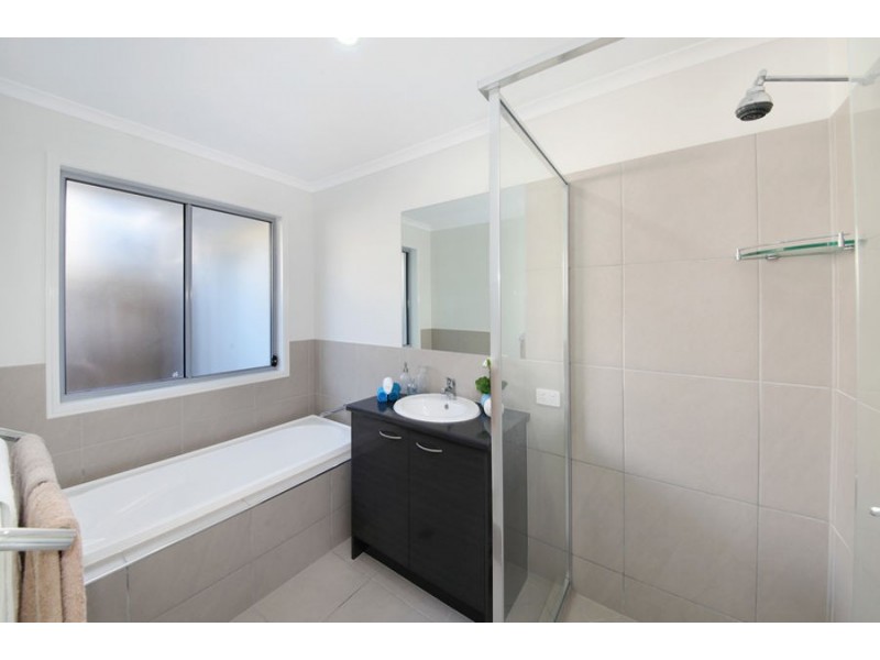 2 Macleay Court, Meridan Plains QLD 4551
