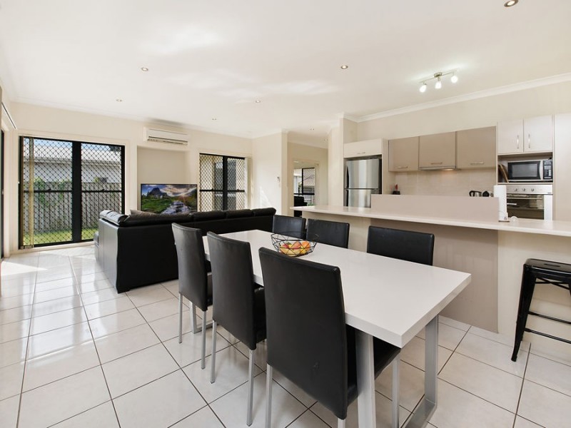 6 Alicia Circuit, Little Mountain QLD 4551