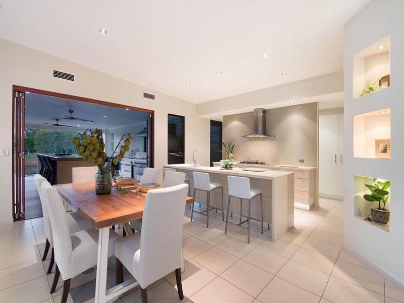 14 Quayline Close, Pelican Waters QLD 4551