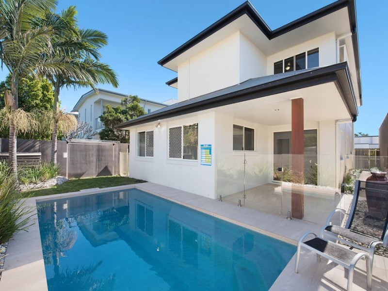 5 Headlands Court, Moffat Beach QLD 4551