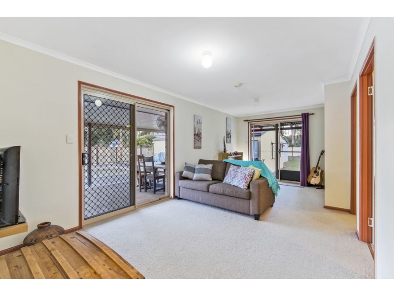 6 Sidney Drive, Beerwah QLD 4519