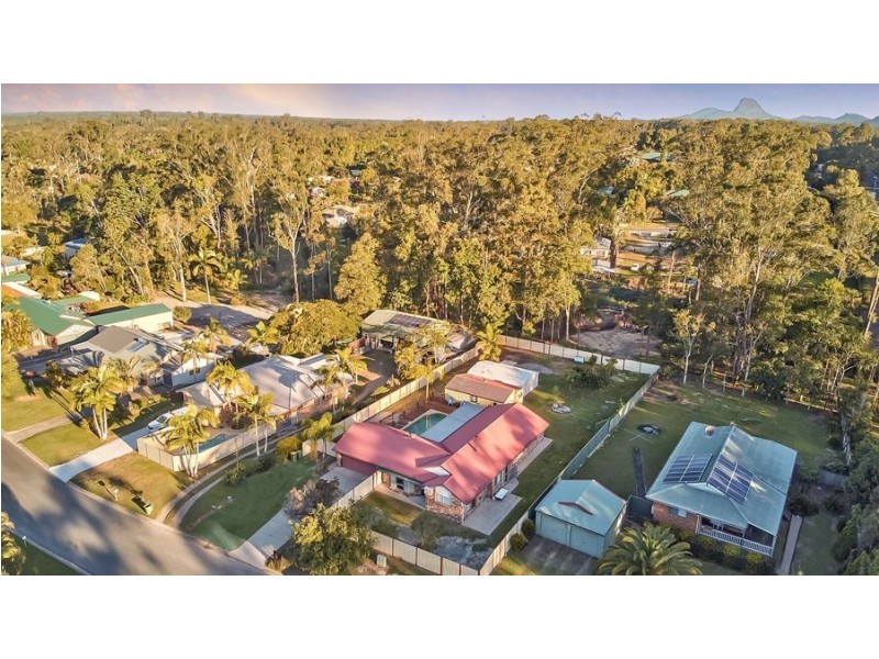 6 Sidney Drive, Beerwah QLD 4519