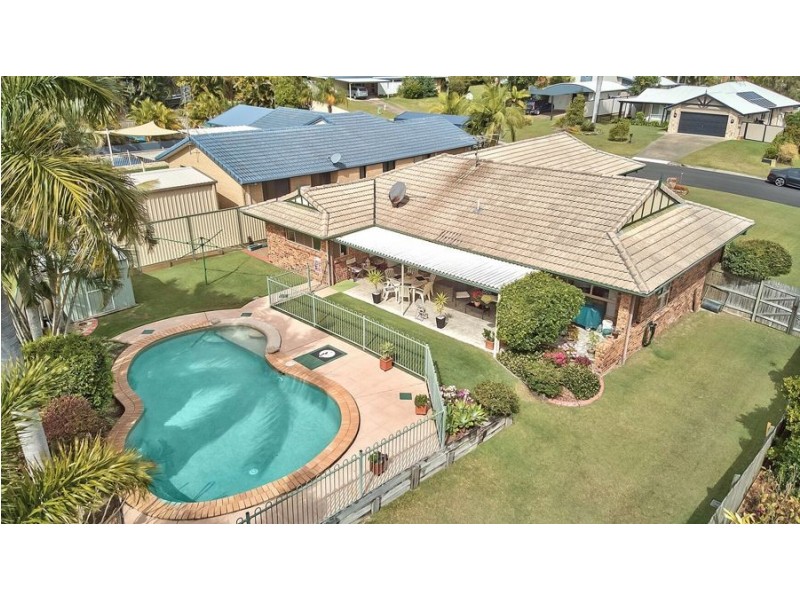 2 Rossiter Place, Aroona QLD 4551