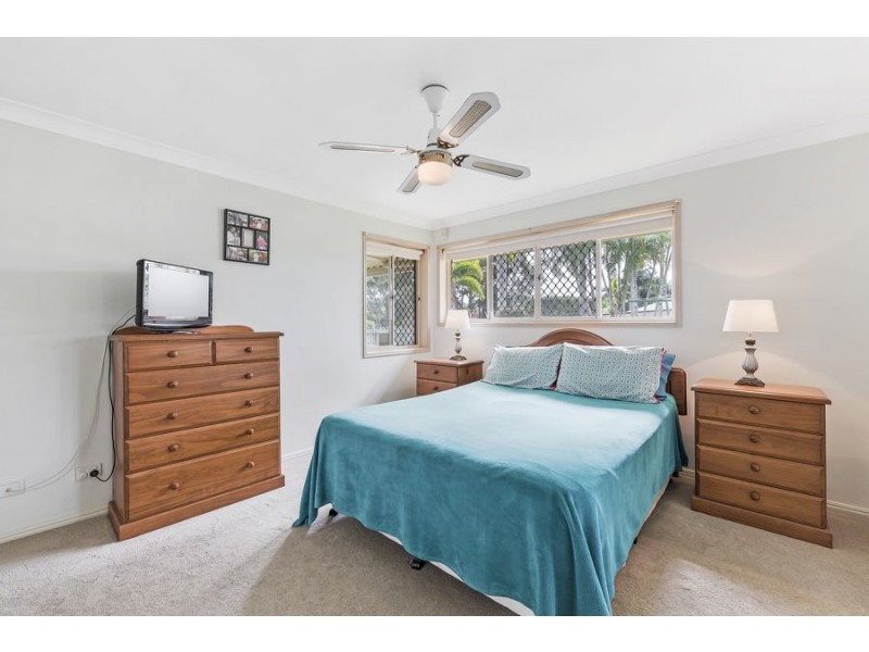 2 Rossiter Place, Aroona QLD 4551