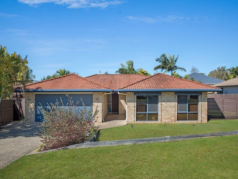 8 Anglia Place, Little Mountain QLD 4551