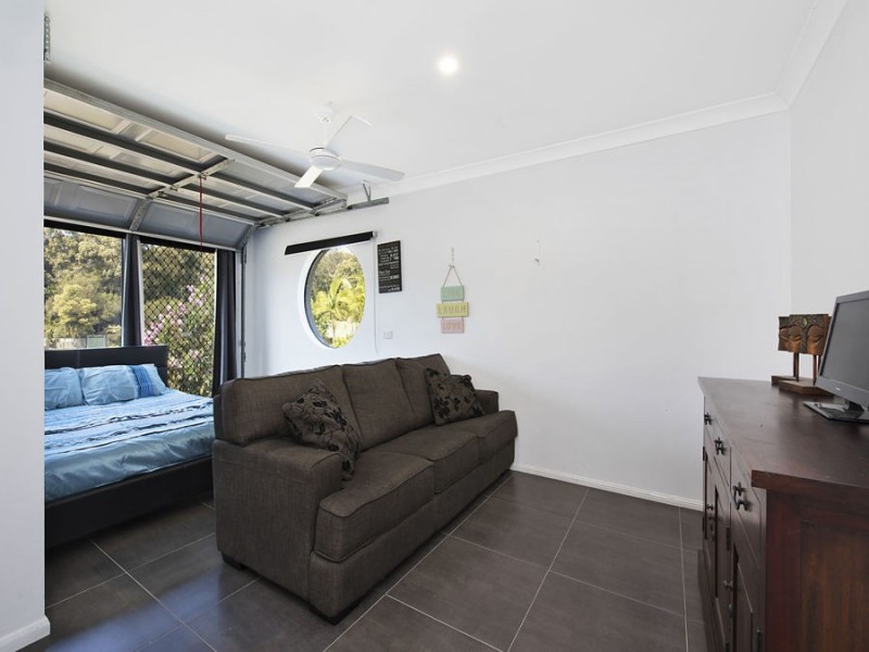 10 Allamanda Avenue, Little Mountain QLD 4551