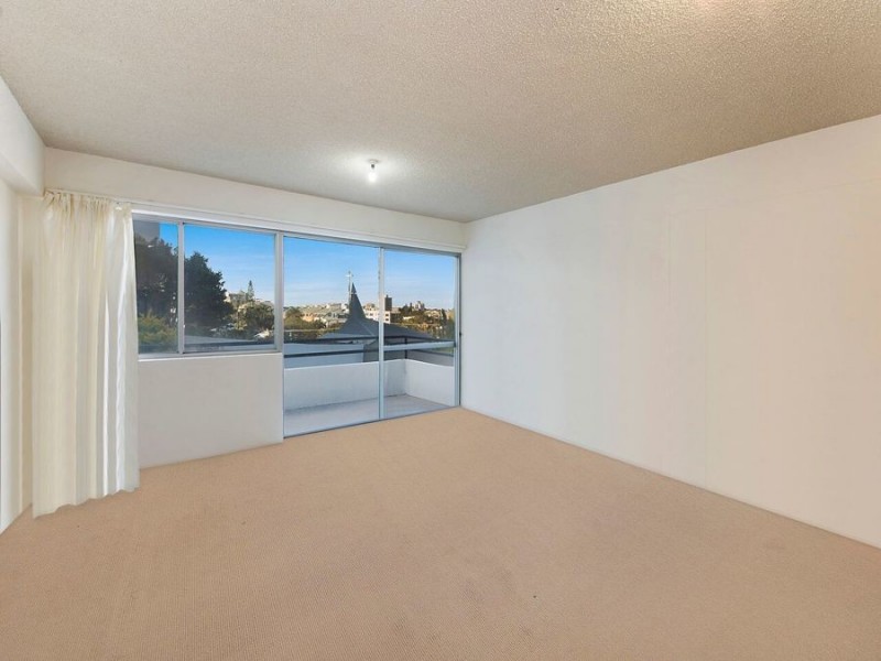 4/27 Canberra Terrace, Kings Beach QLD 4551