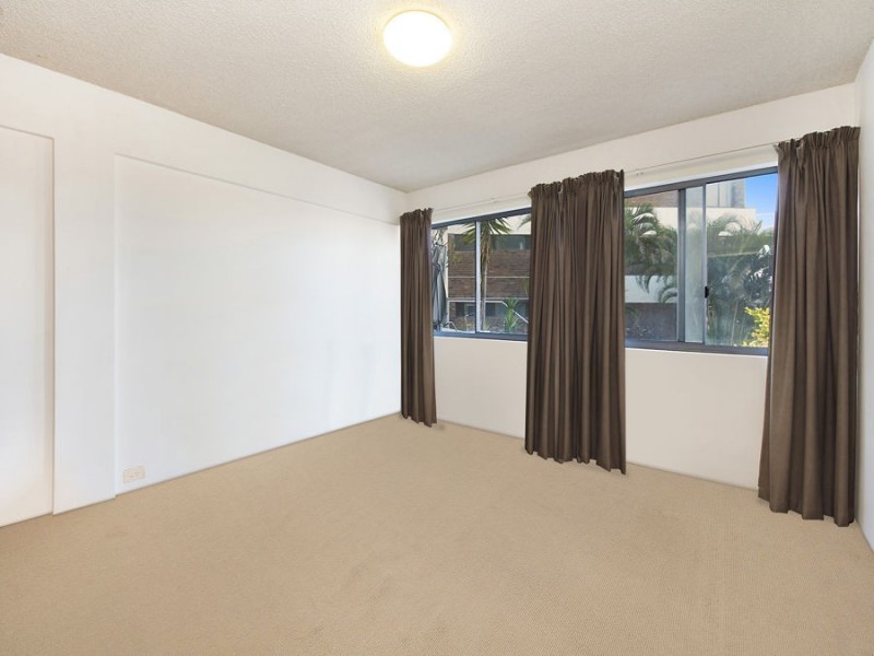 4/27 Canberra Terrace, Kings Beach QLD 4551