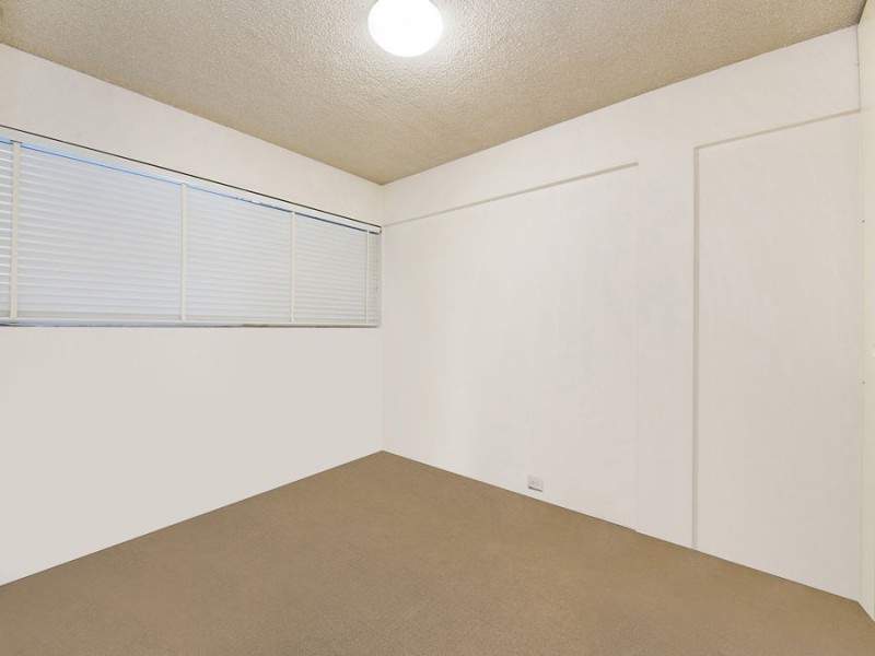 4/27 Canberra Terrace, Kings Beach QLD 4551